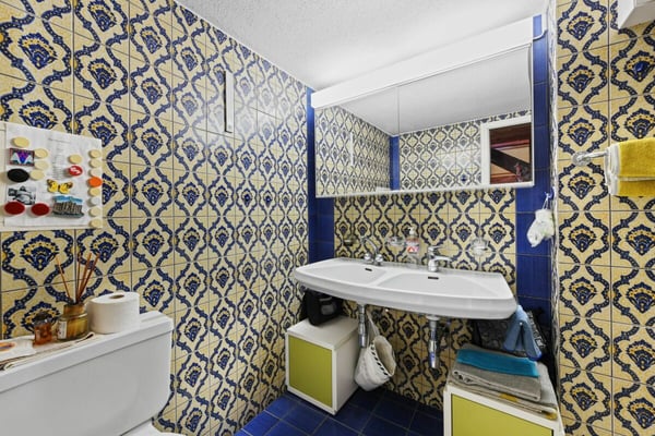 Mietkauf: Zeitlose Eleganz mit Weitblick - stilvolle Maisonette-Dachwohnung im Herzen von Wil SG 16