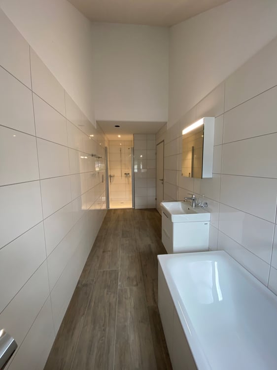 Moderne 5.5 Zimmer Maisonettewohnung an zentraler Lage 7