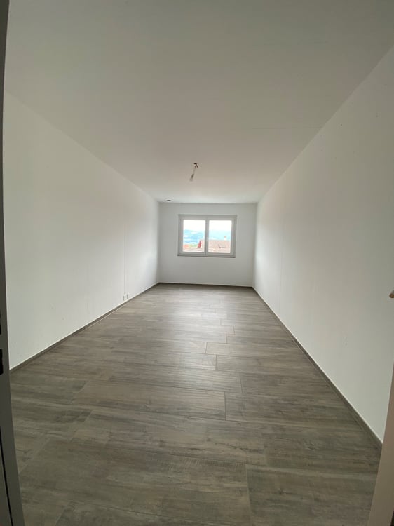 Moderne 5.5 Zimmer Maisonettewohnung an zentraler Lage 11