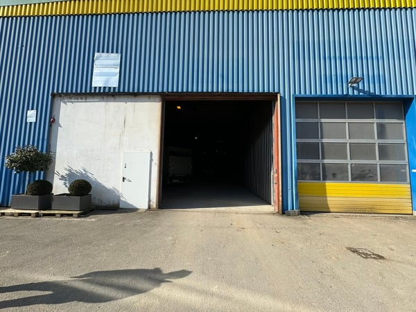 Grand entrepôt industriel à Porrentruy à louer env. 2227m2 14