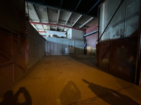 Grand entrepôt industriel à Porrentruy à louer env. 2227m2 6