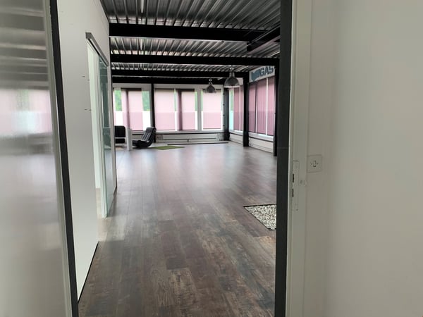 Espace d'environ 220m2 à louer pour toute activité 9