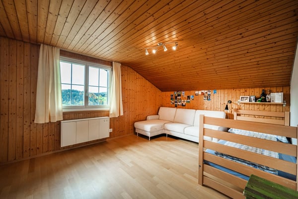 Wohnen im Grünen – charmantes Einfamilienhaus mit eigenem Waldstück in Ulisbach 27