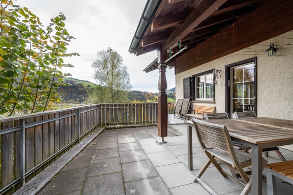 Wohnen im Grünen – charmantes Einfamilienhaus mit eigenem Waldstück in Ulisbach 20