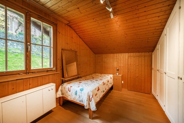 Wohnen im Grünen – charmantes Einfamilienhaus mit eigenem Waldstück in Ulisbach 26