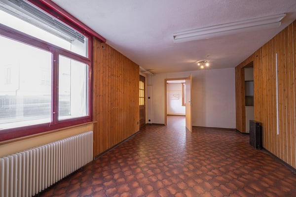 Zweifamilienhaus mit Potenzial 25