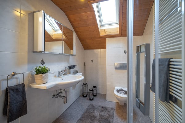 Zweifamilienhaus mit Potenzial 21