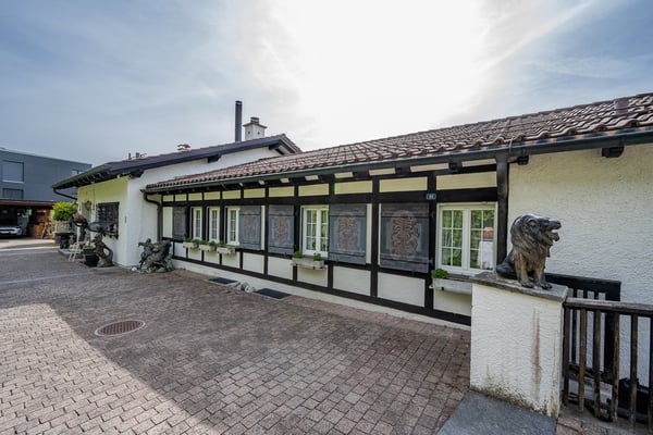 Zweifamilienhaus mit Weitblick auf den Säntis – 1'512 m² Grundstück mit Potenzial 10