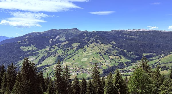 Charmante 3.5-Zimmer-Neubauwohnung mit Bergblick in Habkern 3