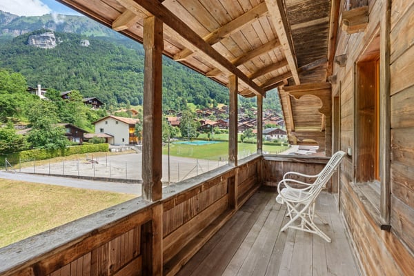 Bauernhaus / Ferienhaus mit separaten Doppelgaragen 39