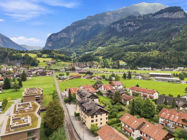 Familienfreundliche 5.5-Zimmer-Gartenwohnung - zentral in Meiringen 3