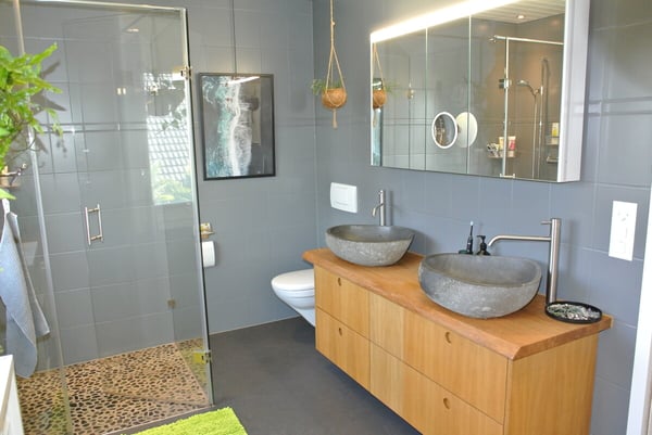 Exklusives Wohnerlebnis: modernes 7.5-Zimmer-Haus an bester Lage 12