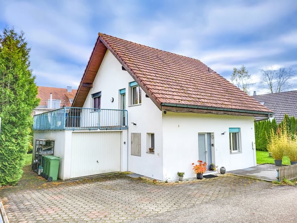 Exklusives Wohnerlebnis: modernes 7.5-Zimmer-Haus an bester Lage 2