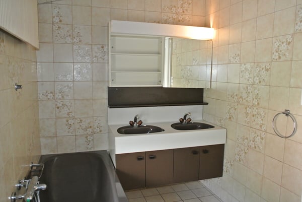 4.5 Zimmer Doppeleinfamilienhaus an sonniger Lage 10
