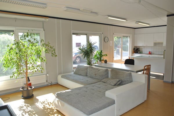 Grosszügiges Zweifamilienhaus mit Wohnpavillon 7