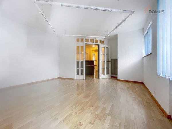 louer ? Bureaux polyvalents de 16 m² en face de la gare de Delémont 5