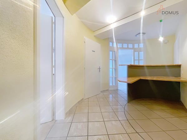 louer ? Bureaux polyvalents de 16 m² en face de la gare de Delémont 4