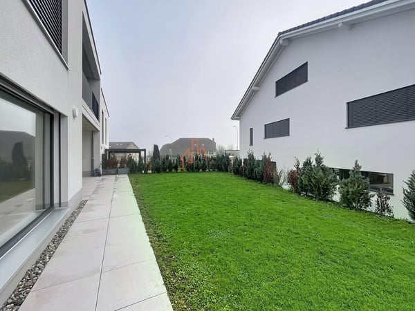 Appartement moderne avec terrasse et jardin privatif 2