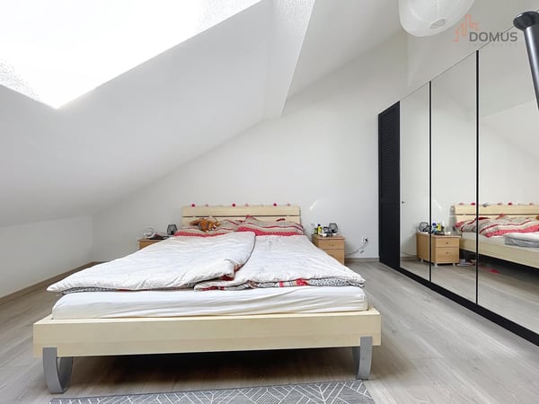À louer à Courgenay ? Appartement rénové avec cachet 12