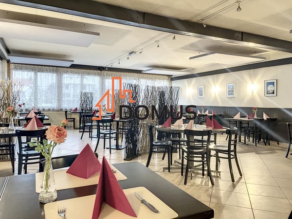 Hôtel/Restaurant rénové récemment 12