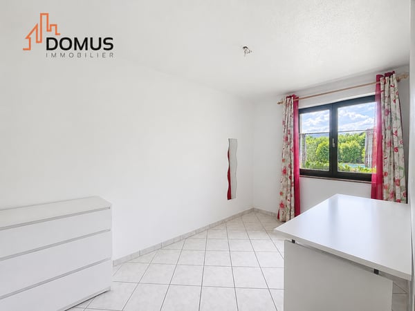 Villa individuelle avec piscine sur magnifique parcelle arborisée 9