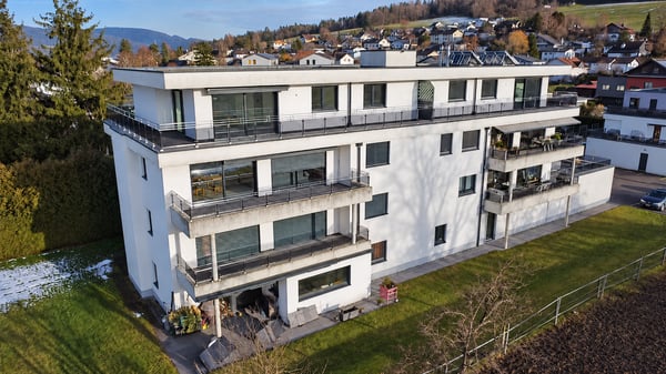 Spacieux appartement moderne avec grande terrasse dans immeuble récent 1