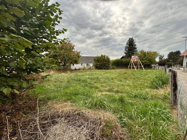 Terrain à bâtir d'env. 500 m² au centre de Courgenay 5