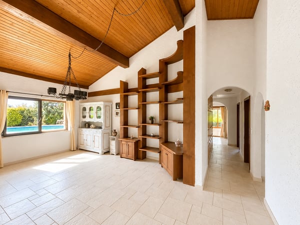 Villa individuelle avec piscine sur magnifique parcelle arborisée 11