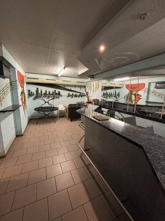 Restaurant an bester Lage in Wünnewil 11