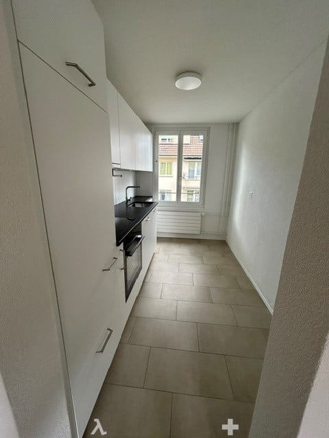 Moderne 3.5-Zimmerwohnung in charmanter Liegenschaft 2