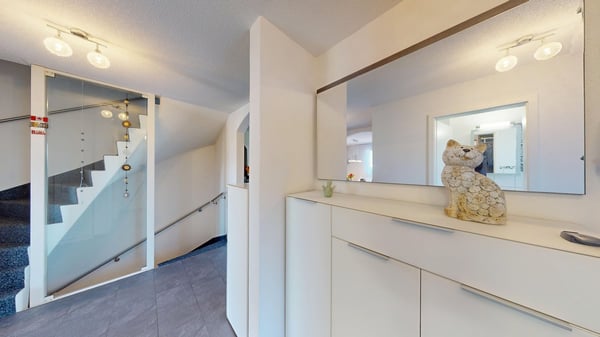 Attraktive Liegenschaft an zentraler Lage in Wünnewil 2