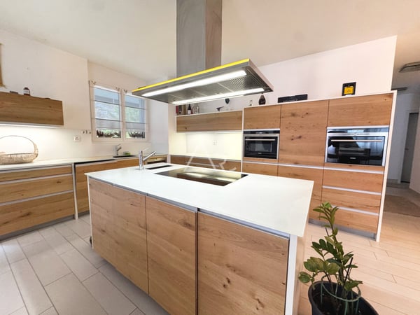 APPARTEMENT D'EXCEPTION 5.5P AVEC STUDIO - QUARTIER PRISÉ DE LA FUSION, MARTIGNY 4