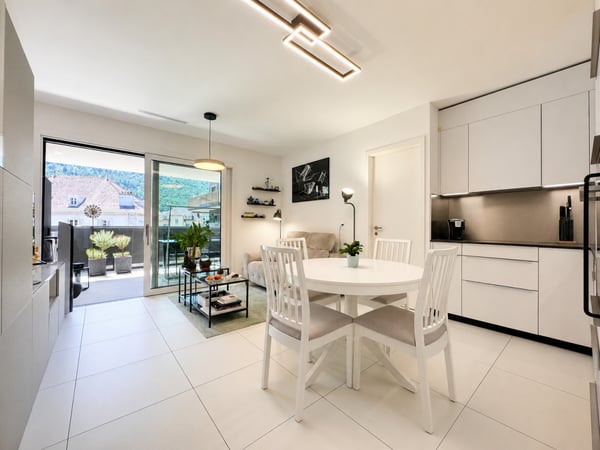 MAGNIFIQUE 2.5 PIÈCES MINERGIE AVEC GRAND BALCON 3
