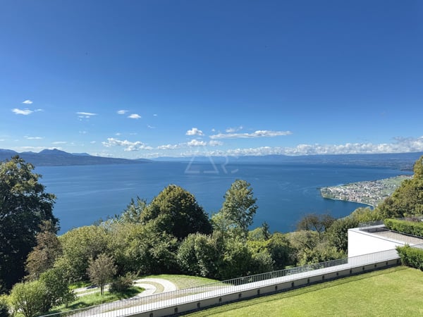 4.5P D'EXCEPTION AVEC VUE PANORAMIQUE SUR LE LÉMAN 9