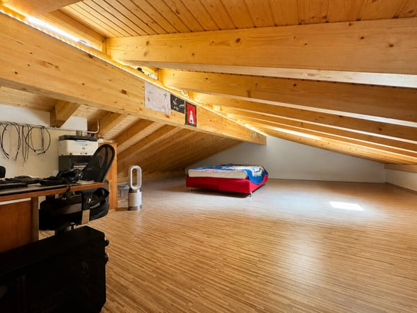 VILLA 6.5 PIÈCES AVEC GRAND JARDIN ET VUE DÉGAGÉE 8