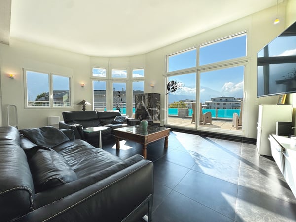 ATTIQUE AVEC VUE PANORAMIQUE AU COEUR DE FULLY 4