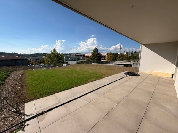 A LOUER  2.5 PIECES AVEC JARDIN/TERRASSE  BUSSIGNY 2