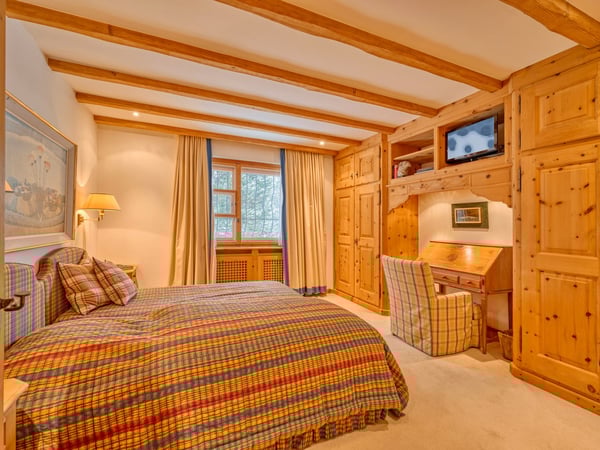 Chesa Nova - Villa an sonniger Zentrumslage in St. Moritz Dorf. 4