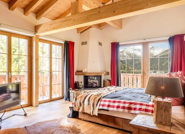 Wohnen mit Stil: Alpiner Rückzugsort mit beeindruckender Weitsicht 4