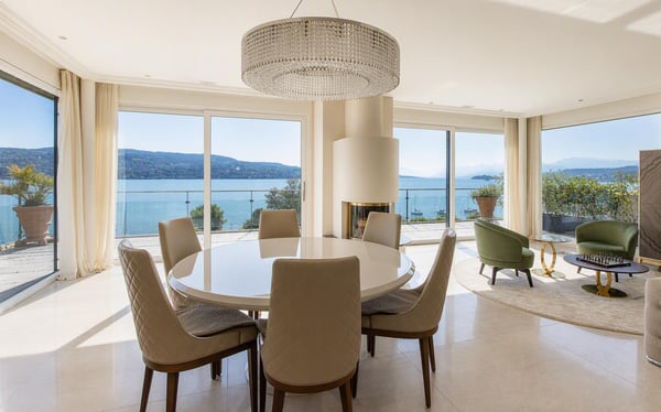 Stilvolle 5½-Zimmer Penthouse-Maisonettewohnung in Oberrieden 1