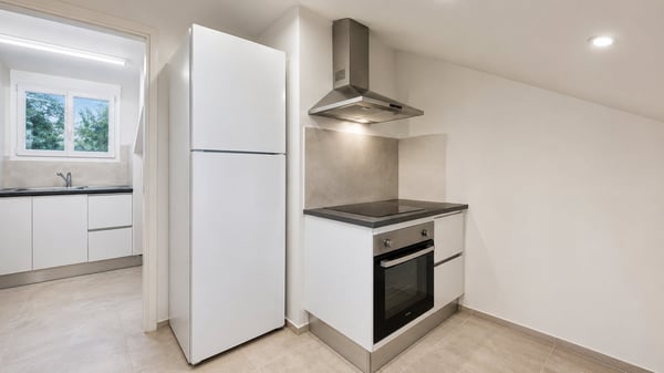 Magnifique appartement de 5.5 pièces entièrement rénové à louer !!! 1