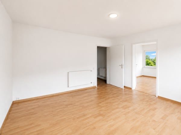 Magnifique 4.5 pièces, très spacieux et lumineux avec cuisine et salle de bain moderne ! 9