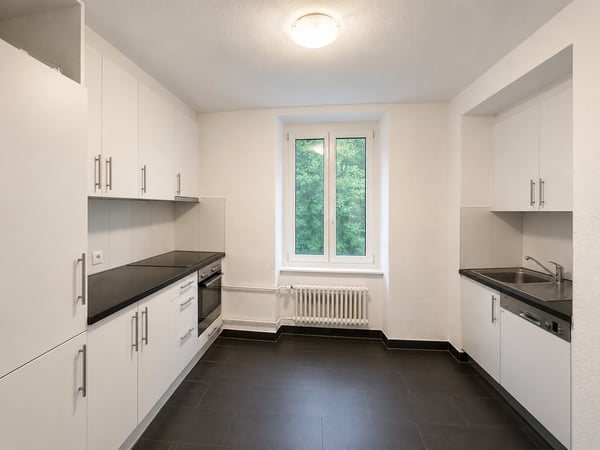 Belle appartement de 4.5 pièces disponible tout de suite! 2