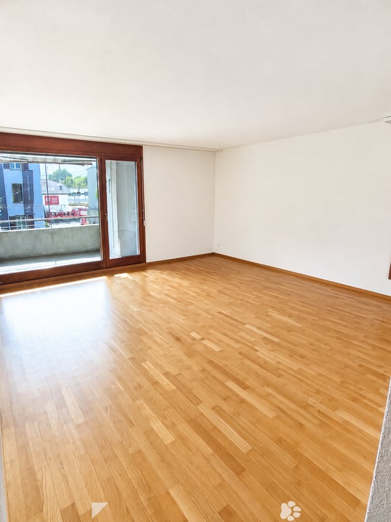 Helle 3.5-Zimmer-Wohnung mit Balkon in Biel – sofort verfügbar! 3