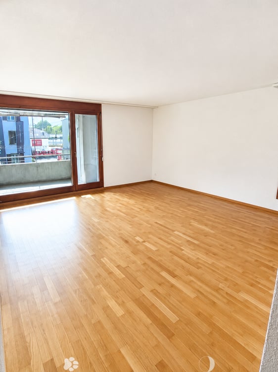 Helle 3.5-Zimmer-Wohnung mit Balkon in Biel – sofort verfügbar! 3
