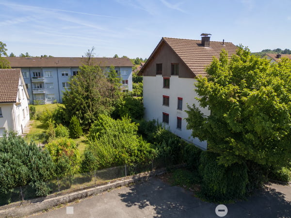 Helle 4.5-Zimmer-Wohnung mit Balkon in Biel – sofort verfügbar! 1