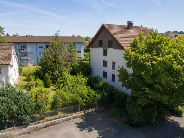 Helle 3.5-Zimmer-Wohnung mit Balkon in Biel – sofort verfügbar! 1