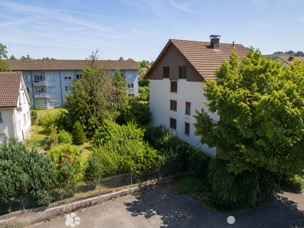Helle 3.5-Zimmer-Wohnung mit Balkon in Biel – sofort verfügbar! 1