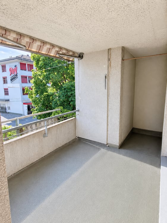 Helle 3.5-Zimmer-Wohnung mit Balkon in Biel – sofort verfügbar! 9