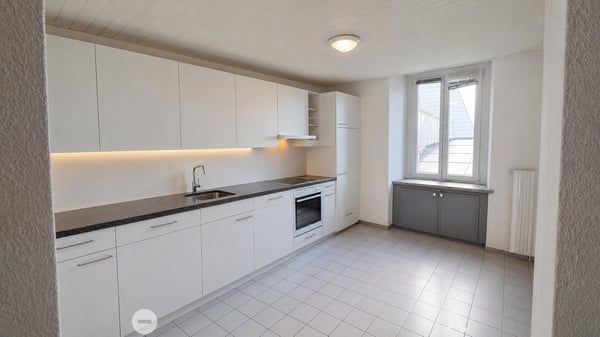 Charmante 3.5-Zimmer-Terassenwohnung an der Bözingenstrasse in Biel – ab sofort verfügbar! 2